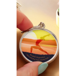 Yoga Instructor Sol Salutation Crescent Måne Pose  Rund Silverfärgad Nyckelring