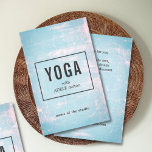 Yoga-instruktör i Modern Blue Ro Scratches Flygblad<br><div class="desc">Modern flygblad för anpassade med coola blå/ro repches-bakgrund. Du kan anpassa med texten.</div>