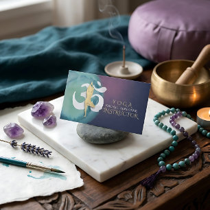 Yoga Instruktör Meditations Pose OM Symbol Lila Visitkort