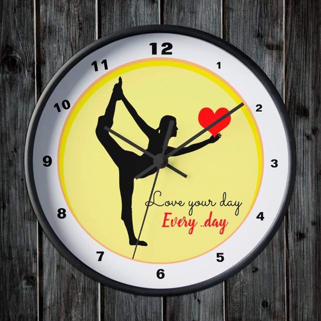 Yoga & Kärlek din dag, varje dag / Yogini mode Rund Klocka (Skapare uppladdad)