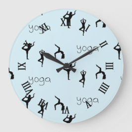 Yoga kastar sig i blått stor klocka