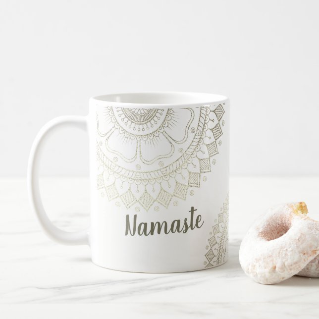 Yoga Meditation Instructor Guld Mandala Flowers Kaffemugg (Med munk)