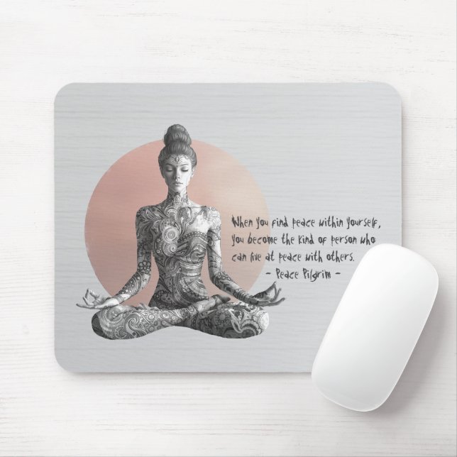 Yoga Meditation Instructor Reiki Master Lotus Pose Musmatta (Med mus)