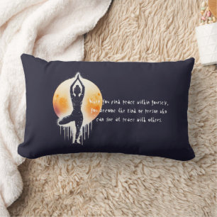 Yoga Meditation-instruktör Träd Pose Full Moon Lumbarkudde
