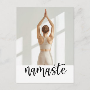Yoga Namaste Kvinna poserar yoga Vykort