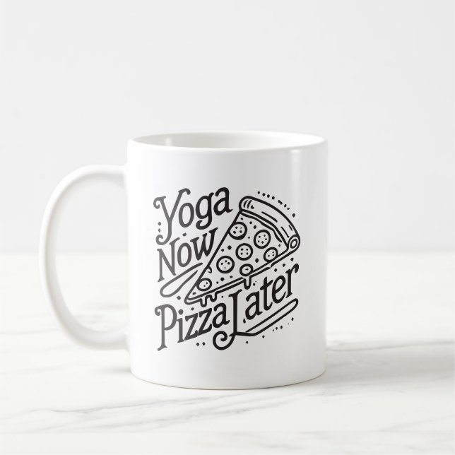 Yoga Now Pizza Later-Funny Fitness Kaffemugg (Vänster)