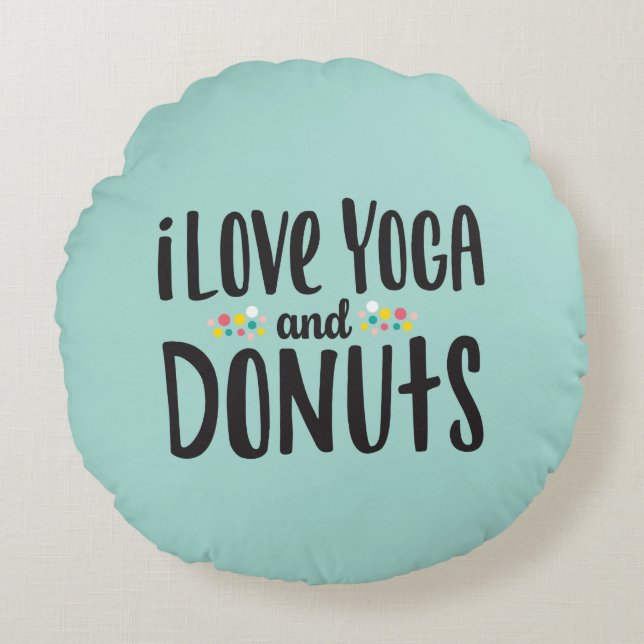 Yoga och Donuts dekorativ kudde (Framsidan)