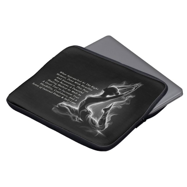 Yoga Reiki-instruktör med en-legerad Kung Pigeon P Laptop Fodral (Framsida topp)