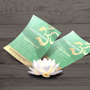 Yoga Studio Meditation Instructor om öppet hus Reklamblad