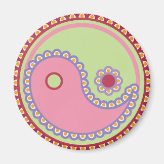 Yoga Taleak Baby : Paisley Yin-Yang Magnet