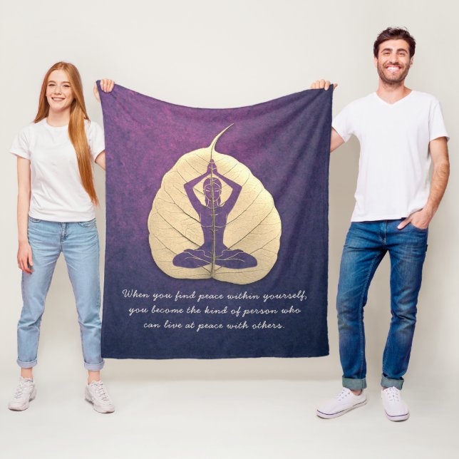 Yoga Teacher Meditation Pose Bodhi Löv klippcitat Fleecefilt (På plats)