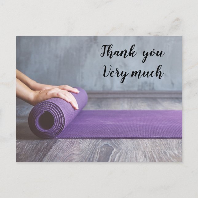 Yoga Women rolls yoga mat Vykort (Framsida)