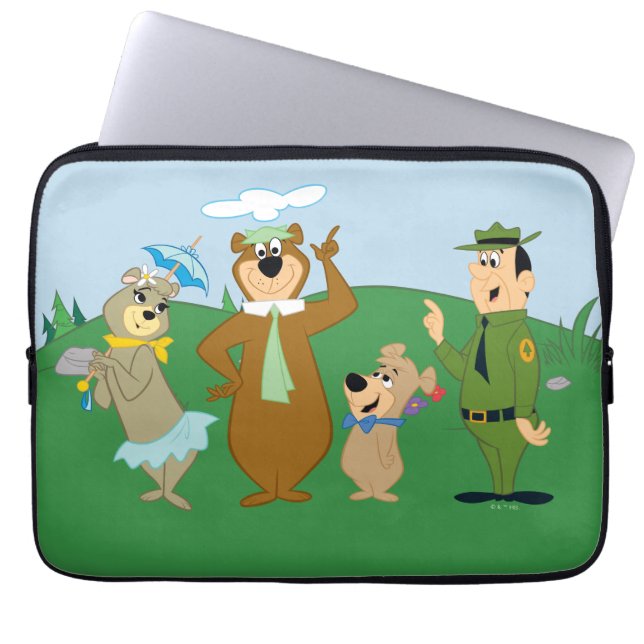 Yogi Bear and Friends Classic Pose Laptop Fodral (Framsidan)
