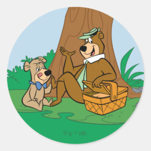 Yogi Bear och Boo-Boo Picnic Snack Runt Klistermärke