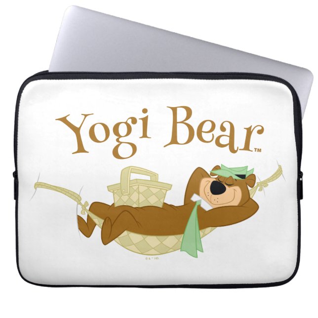 Yogi Bear Picnic Hammock Nap Time Laptop Fodral (Framsidan)