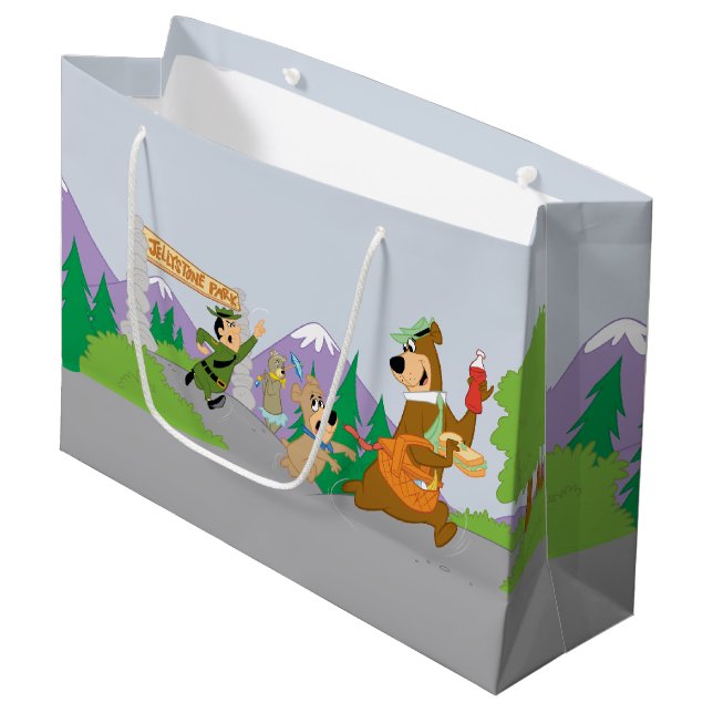 Yogi Bear's Underbar Picnic Basket Escape (Framsidan Vinklad)