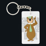 Yogi "smartare än genomsnittsbjörnen"<br><div class="desc">Yogi Bear är här för att göra dig ljusare med den här roligten och klassiska teckningar! Med den lovvärda, pickniska basket-vänliga björnen i sin namnteckning grönt hatt och slips, som slår ett tryggt och sansat ansikte, fångar denna konstruktion den lekande charmen hos Jellystone Park favoritinvånare. Med sin återanimering stil och...</div>
