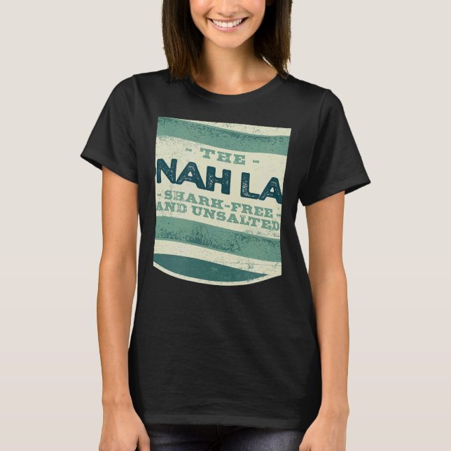 Yonah Lake Shark Free and Unsalted Camping Georgia T Shirt (Framsida)