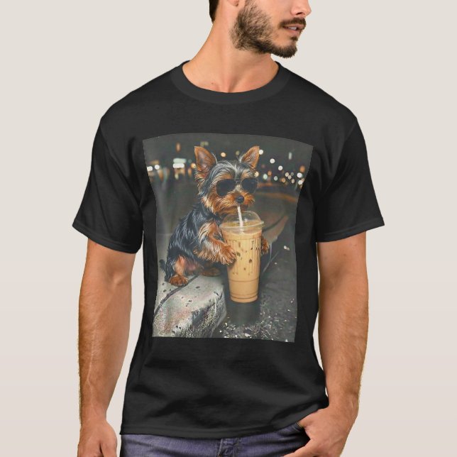 Yorkie dricker iskaffe rolig djur meme hund t shirt (Framsida)