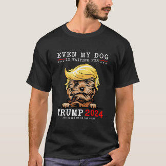 Yorkie Hund till och med min Hund väntar på en svä T Shirt