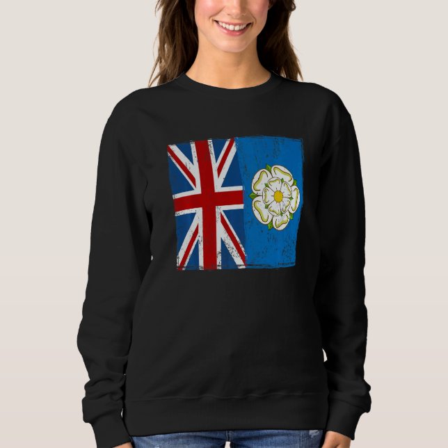 Yorkshire Roots & British Grown Idea With Rose Of  T Shirt (Framsida)