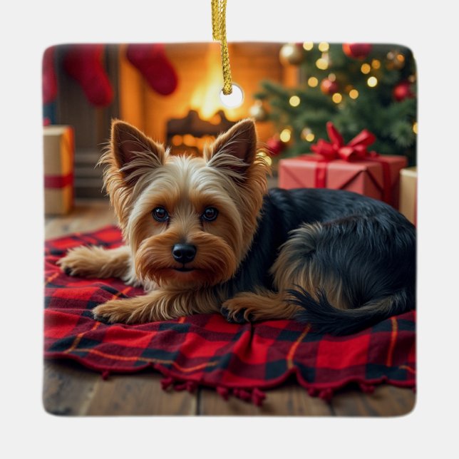 Yorkshire Terrier Cozy Christmas Evening Painting Julgransprydnad Keramik (Framsida)