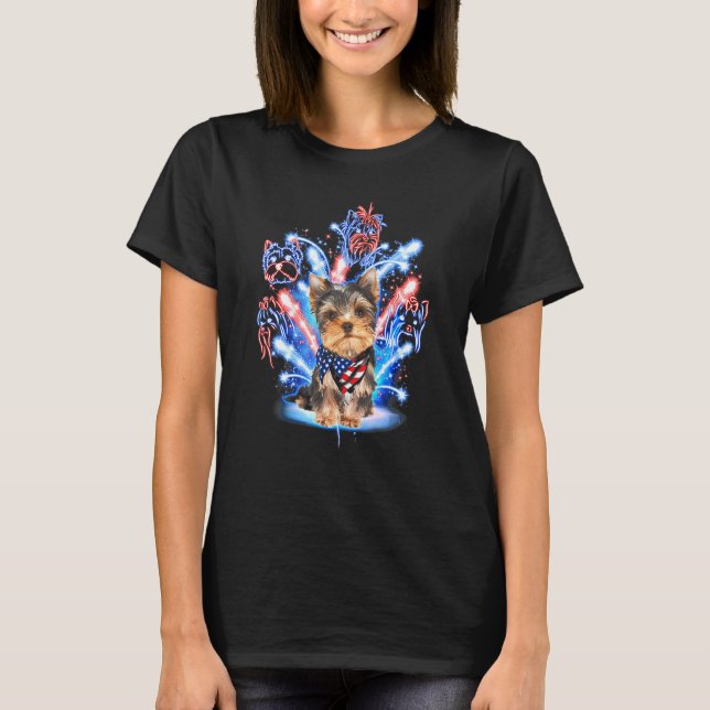 Yorkshire Terrier Fireworks Färg American Flagga B T Shirt (Framsida)