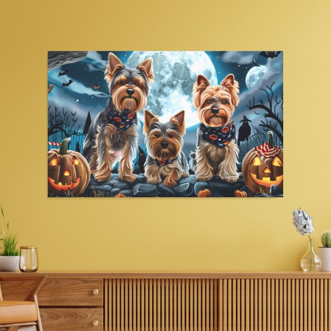 Yorkshire Terrier Halloween Spooky Canvastryck (Insitu (Vardagsrum))