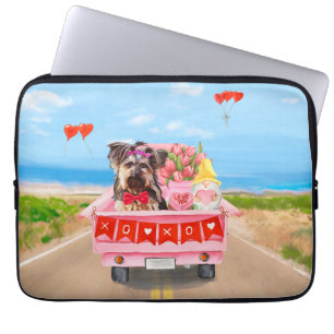 Yorkshire Terrier Hund Valentine Day Lastbil Heart Laptop Fodral