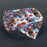 Yorkshire Terrier i Snö med jul Hat Slips<br><div class="desc">En livlig Yorkshire Terrier-gräns genom snö,  med en ljusröd julhatt med glatt helgdag. Denna festliga vinterscen belyser Yorkies lekfulla charm och elegans,  omgiven av säsongens magi. En hjärteformad utformning som fångar både vinterskönheten och karaktären hos denna älskade lilla ras.</div>