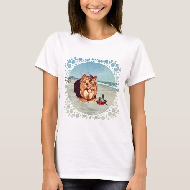 Yorkshire Terrier på stranden T Shirt (Framsida)