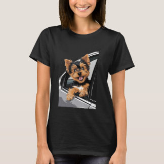 Yorkshire Terrier Puppy Peeking ut ur en bil Windo T Shirt