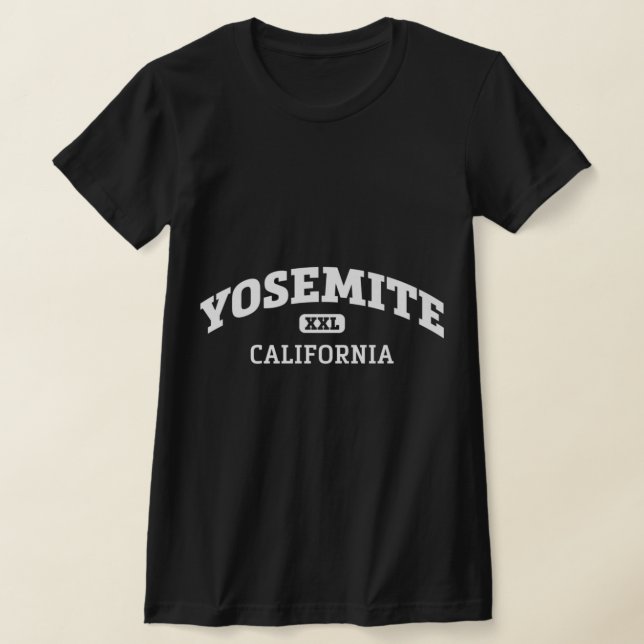 Yosemite College Stil Sten klätterområdesdesign   T Shirt (Laydown)