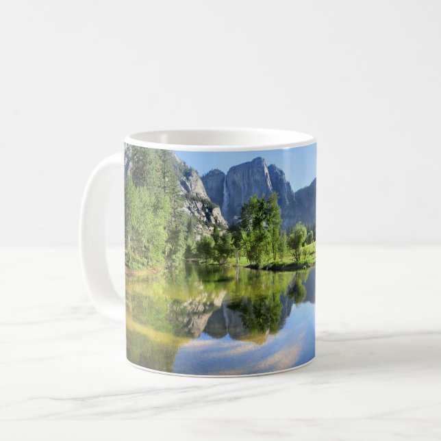 Yosemite Falls från Merced River - Yosemite Valley Kaffemugg (Framsida vänster)
