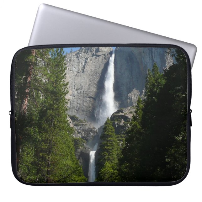 Yosemite Falls II från Yosemite National Park Laptop Sleeve (Framsidan)