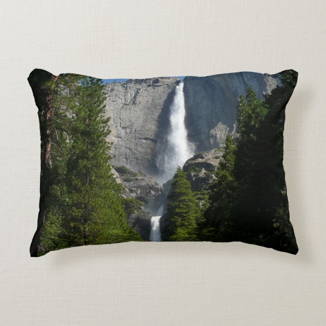 Yosemite Falls II från Yosemite National Park Prydnadskudde (Framsidan)