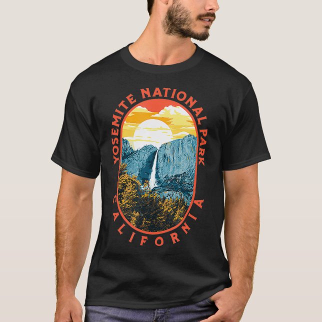 Yosemite Falls - nationalparken California Retro  T Shirt (Framsida)