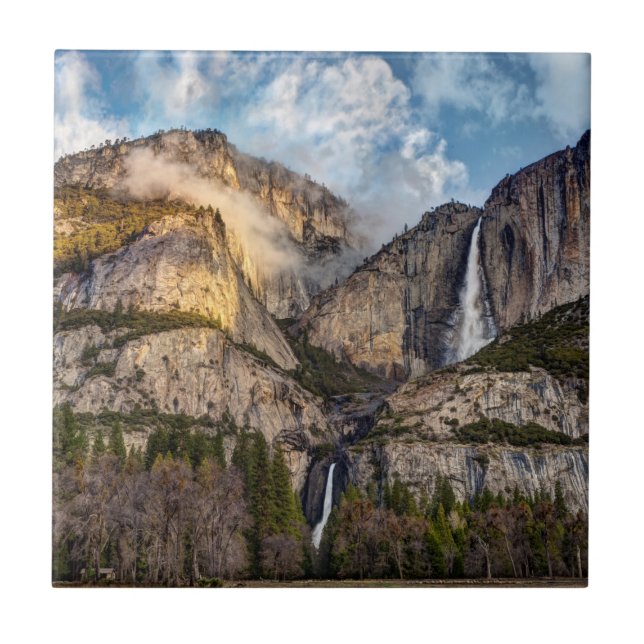 Yosemite Falls naturskön, Kalifornien Kakelplatta (Framsidan)