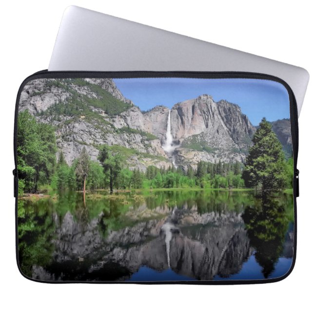 Yosemite Falls reflexion Laptop Fodral (Framsidan)