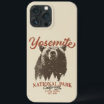 Yosemite Grizzly Bear California National Park<br><div class="desc">Redo att ge dig i väg till äventyr utanför dörren? Yosemite nationalpark t-shirt är ett val av perfekt. Med en djärv svart björn och ett kuperat skogslandskap kommer den här skjortan att inspirera dig att utforska och anamma naturen. Släpp ut din inre exploatör och missa inte chansen att ta in...</div>