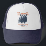 Yosemite Grizzly Bear California National Park Keps<br><div class="desc">Redo att ge dig i väg till äventyr utanför dörren? Yosemite nationalpark t-shirt är ett val av perfekt. Med en djärv svart björn och ett kuperat skogslandskap kommer den här skjortan att inspirera dig att utforska och anamma naturen. Släpp ut din inre exploatör och missa inte chansen att ta in...</div>