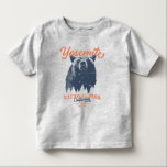 Yosemite Grizzly Bear California National Park T Shirt<br><div class="desc">Redo att ge dig i väg till äventyr utanför dörren? Yosemite nationalpark t-shirt är ett val av perfekt. Med en djärv svart björn och ett kuperat skogslandskap kommer den här skjortan att inspirera dig att utforska och anamma naturen. Släpp ut din inre exploatör och missa inte chansen att ta in...</div>
