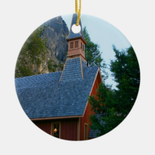 Yosemite kapell julgransprydnad keramik