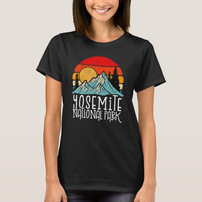 Yosemite National Park California National Park T Shirt (Framsida)