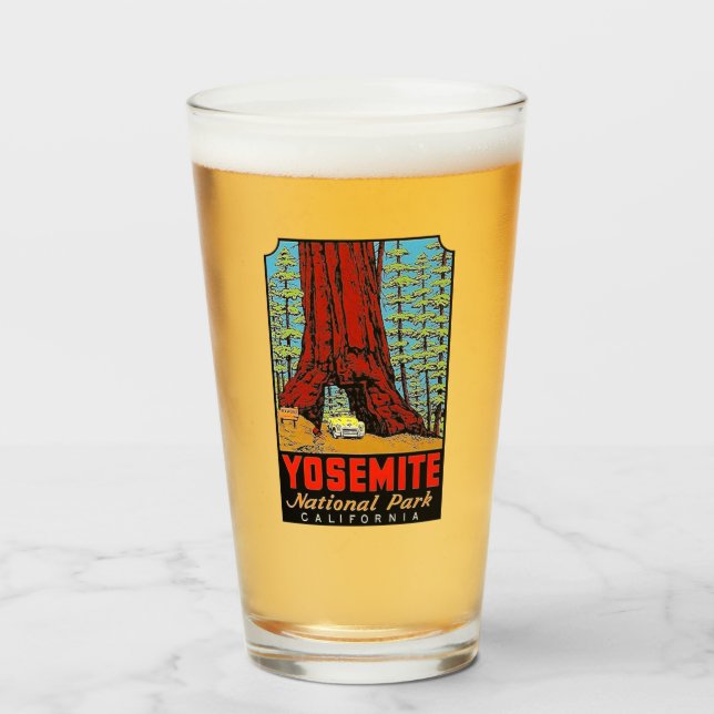 Yosemite National Park, California - Pint Glass Glaskopp (Framsida fylld)