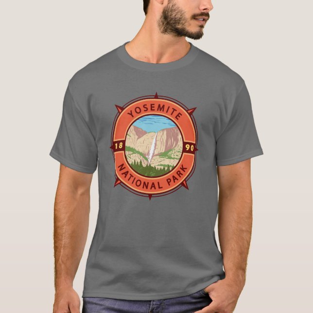 Yosemite National Park Retro Compass Emblem T Shirt (Framsida)