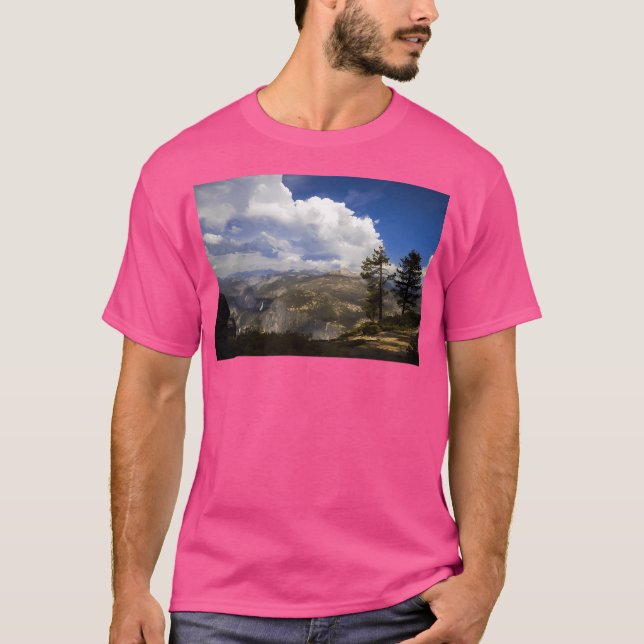 Yosemite nationalpark spänner över Östror av T Shirt (Framsida)