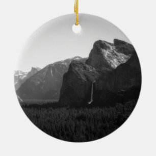Yosemite Valley från tunnelvyn Julgransprydnad Keramik