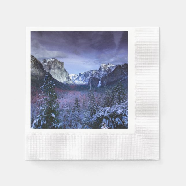 Yosemites vinterlandskap Kalifornien Snöig Pappersservett (Framsidan)
