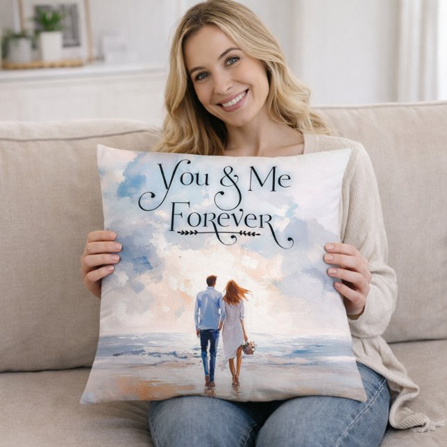 You & Me Forever Romantic Throw Pillow Kudde (Skapare uppladdad)